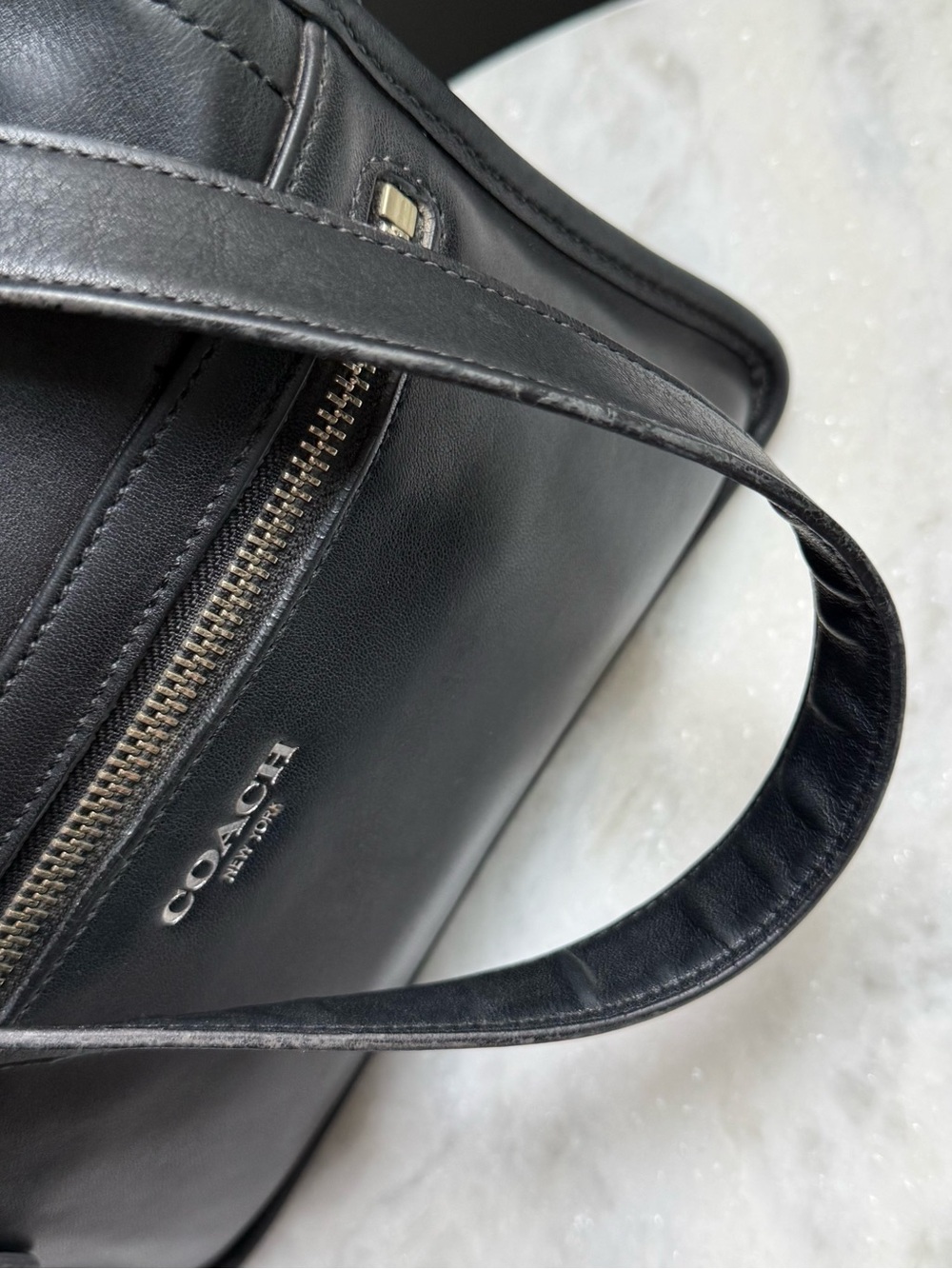 Coach Rambler Legacy 2012
Archive Collection-black leather - Picture 8 of 13